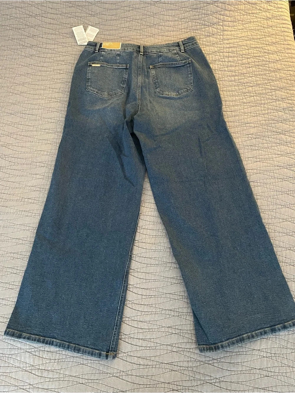 NWT Michael Kors Medium Wash Wide Leg Jeans Size 16